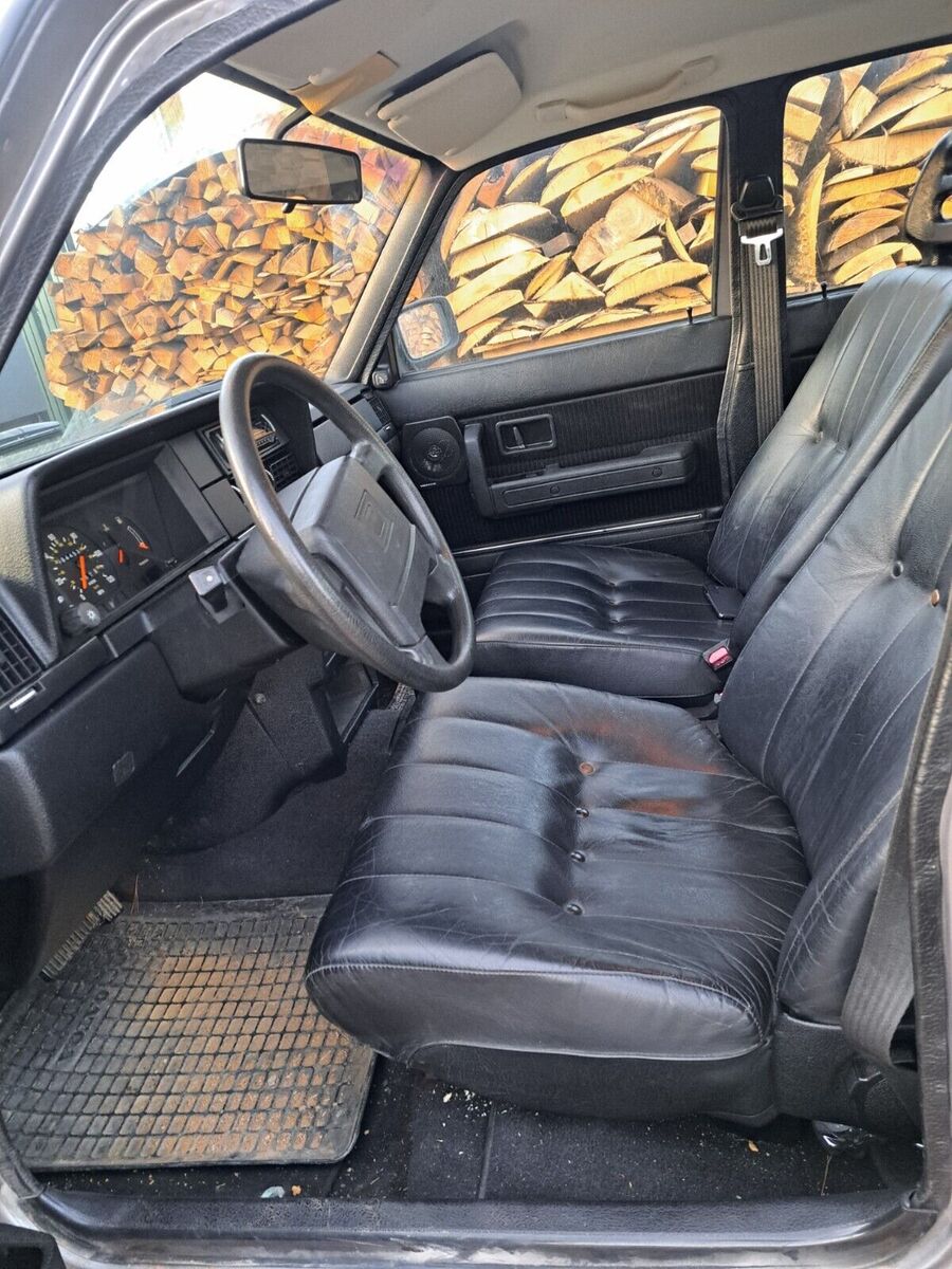 Volvo 240 Series
