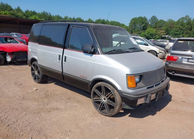 Chevrolet Astro Van