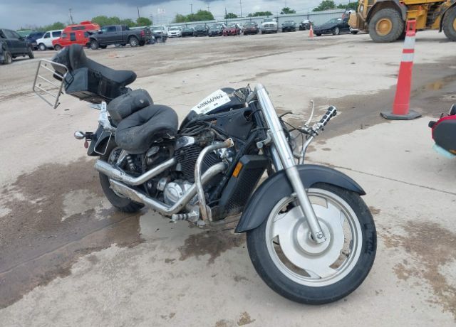 Honda VT1100C2 (SHADOW SABRE)