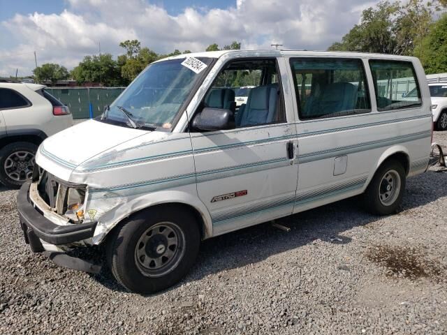 Chevrolet Astro Van
