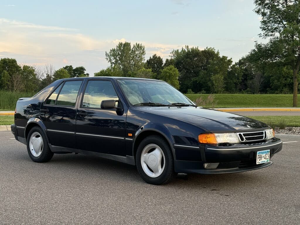 Saab 9000