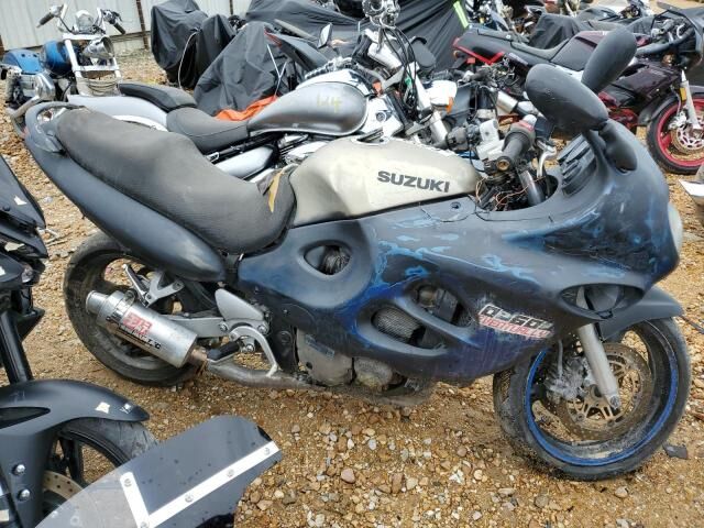 Suzuki GSX750F