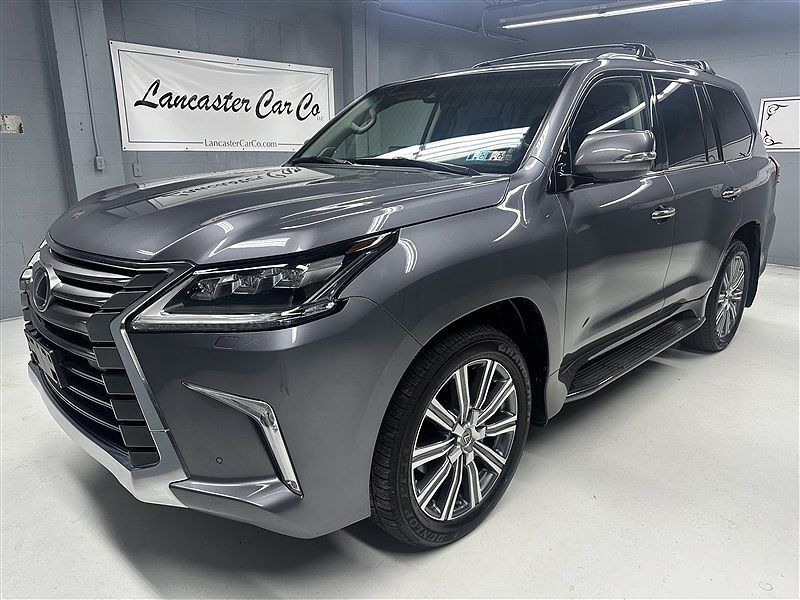 Lexus LX