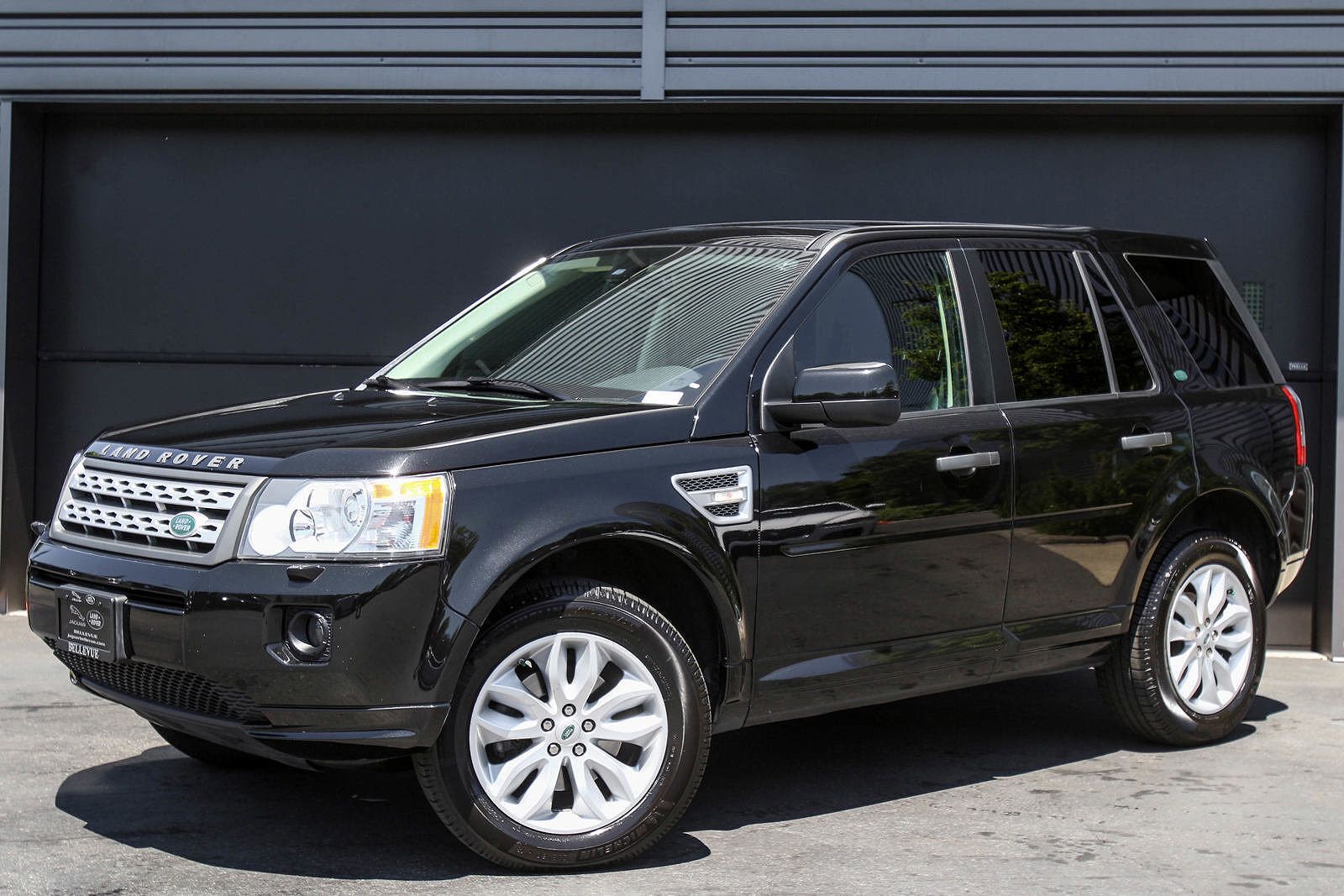 Land Rover LR2