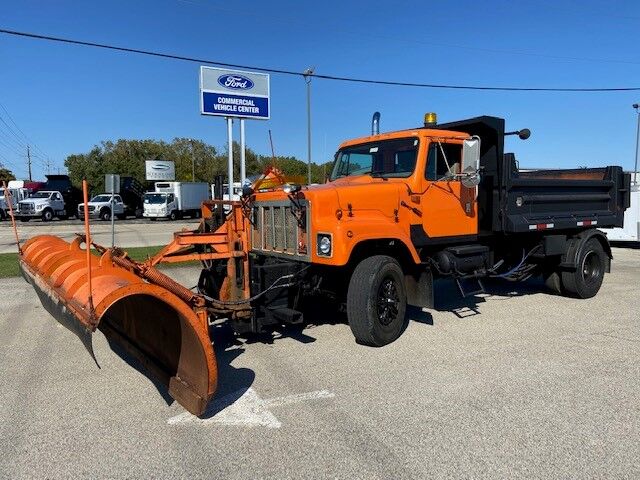 2001 INTERNATIONAL 2554