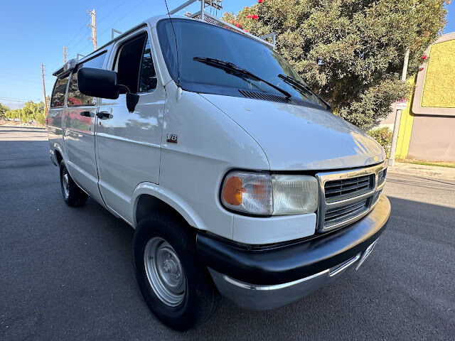 Dodge Ram Wagon
