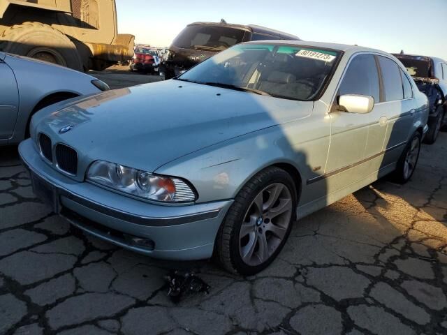 BMW 528i
