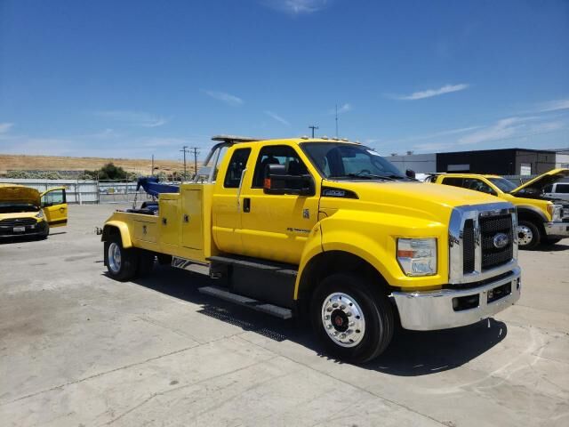 Ford F-650