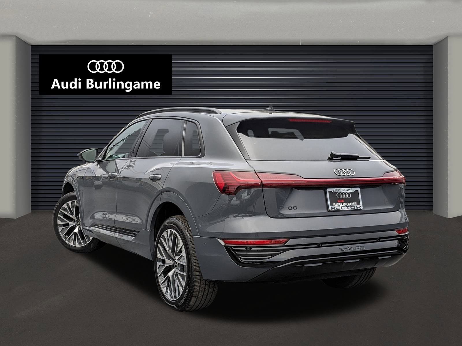 2024 Audi Q8