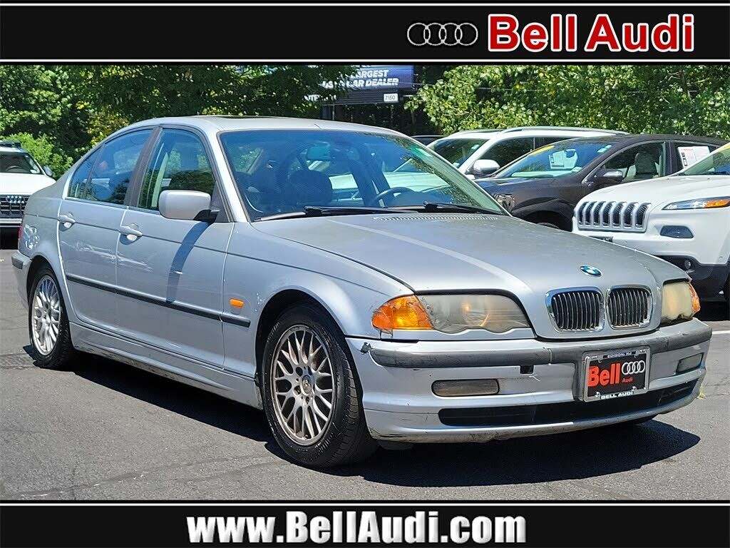 BMW 328i