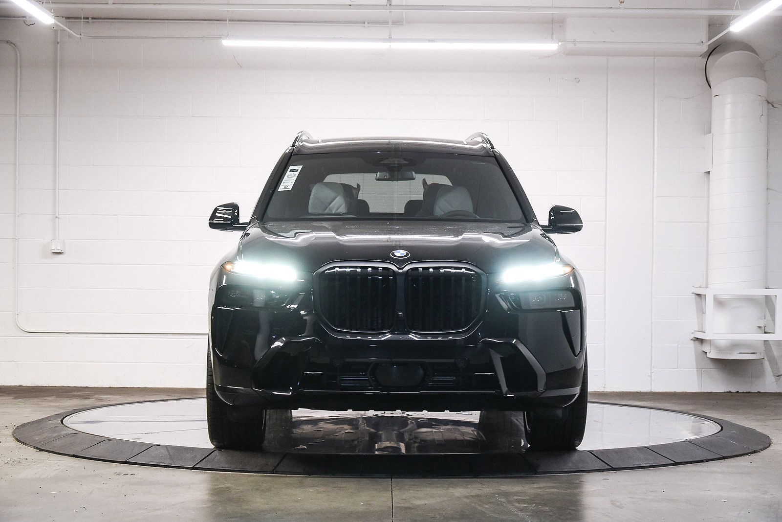 2025 BMW X7