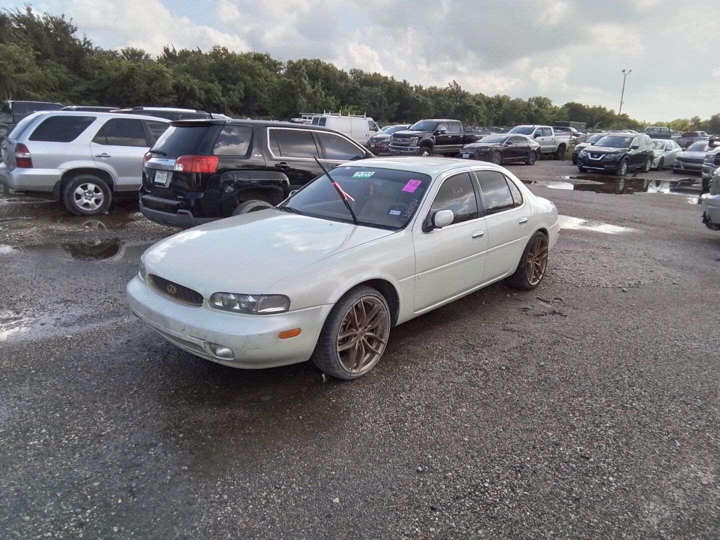 Infiniti J30