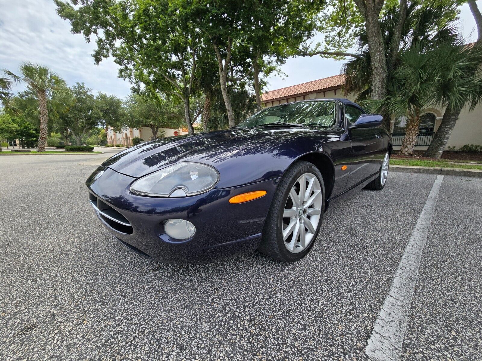 Jaguar XK