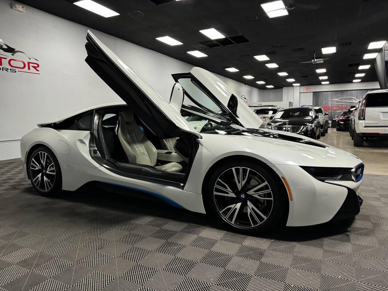 BMW i8