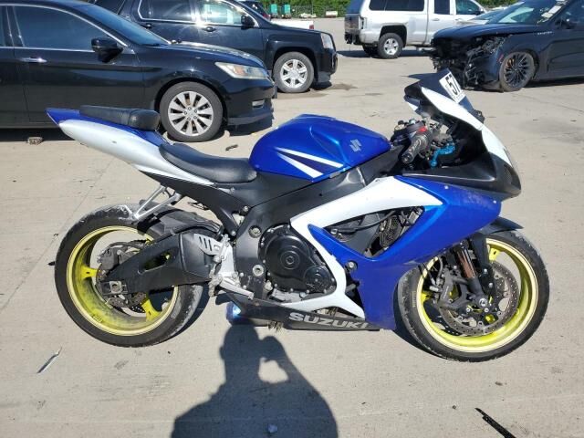 Suzuki GSX-R750
