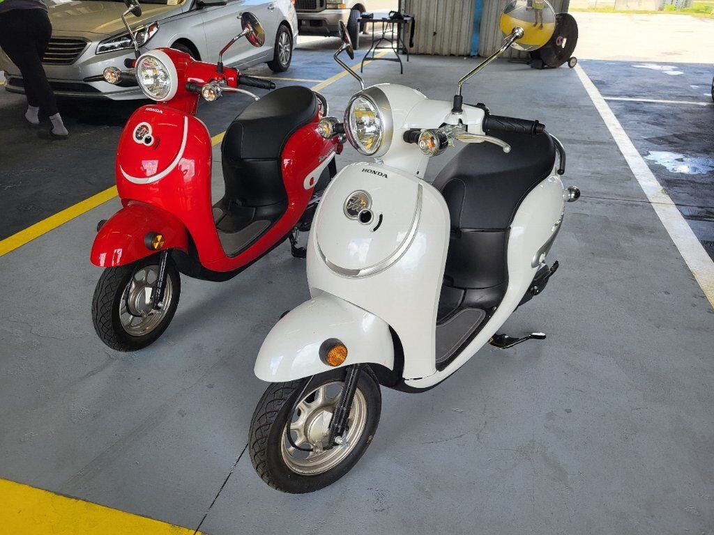 Honda NCW50/Metropolitan