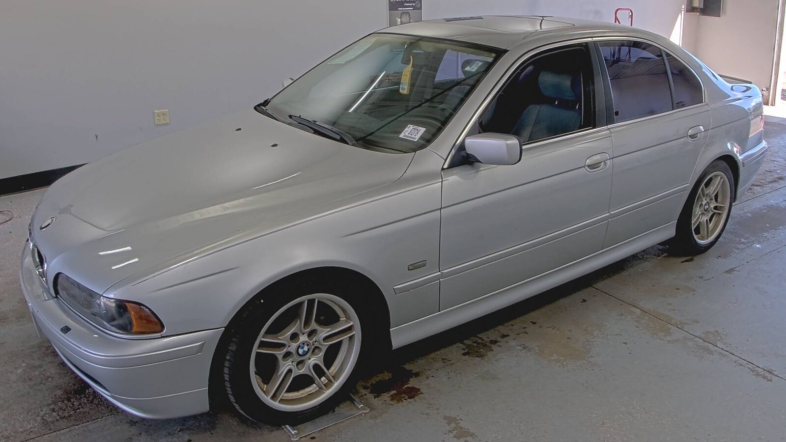 BMW 525i