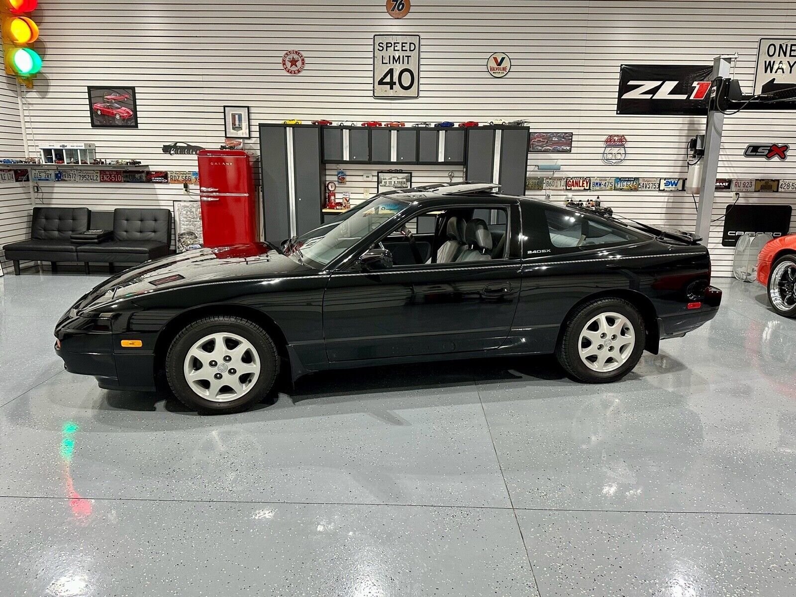 Nissan 240SX