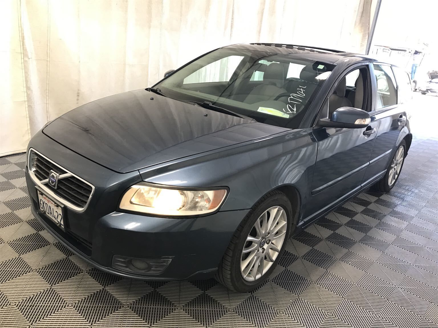 Volvo V50