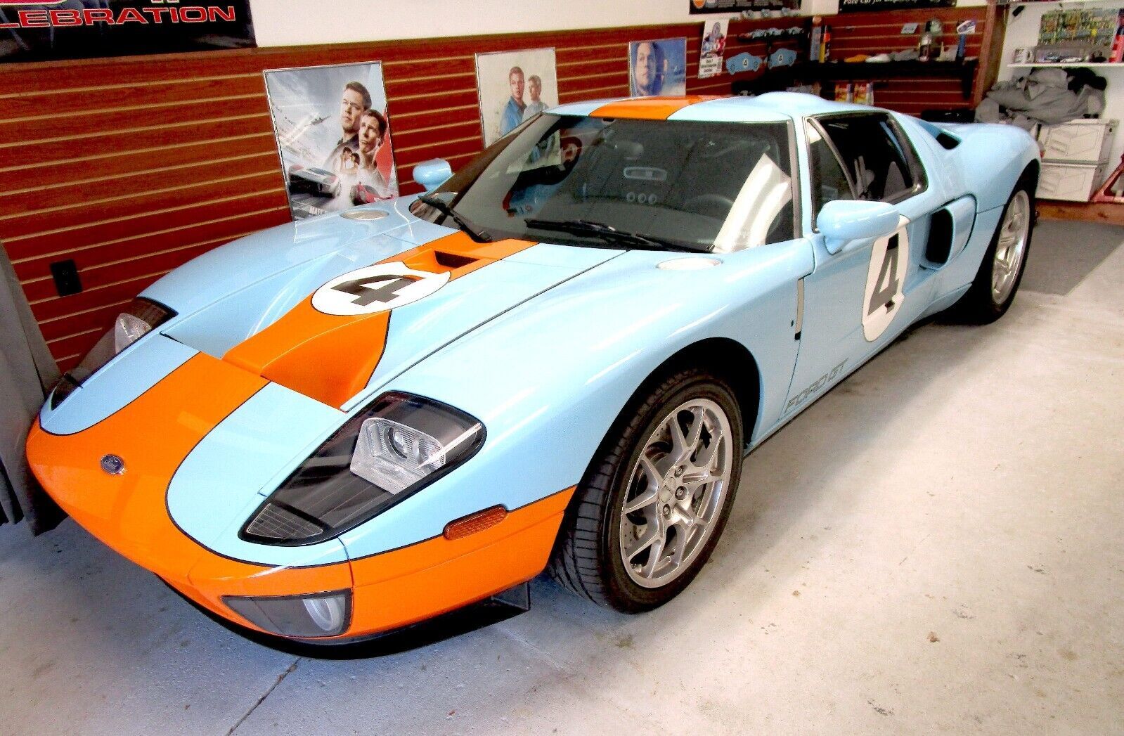 Ford GT