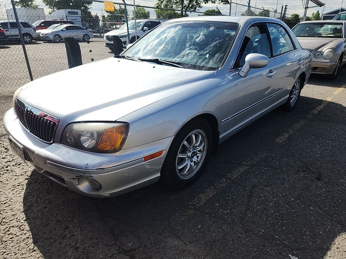 Hyundai XG350