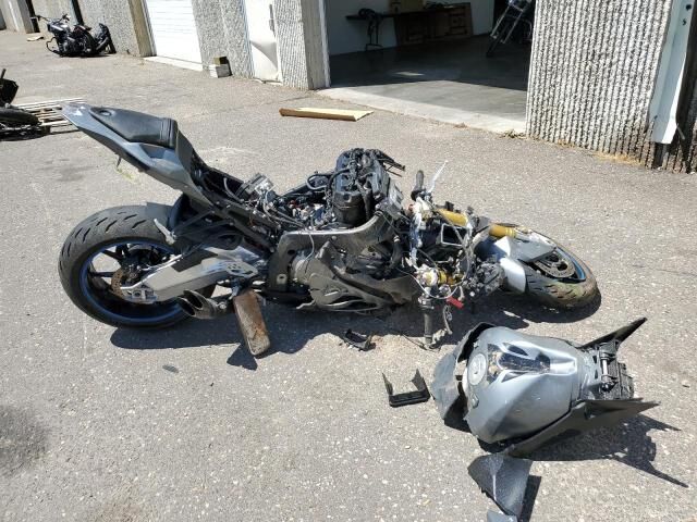 BMW S 1000 RR