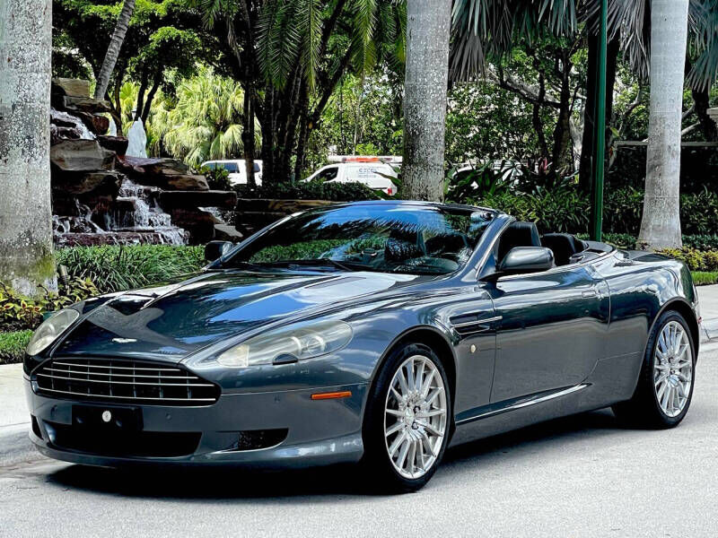 Aston Martin DB9