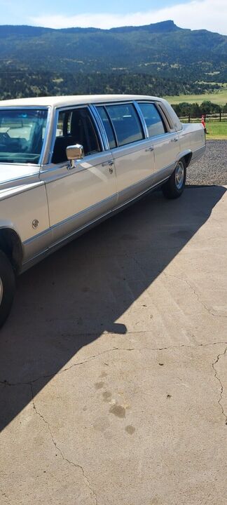 Cadillac Brougham