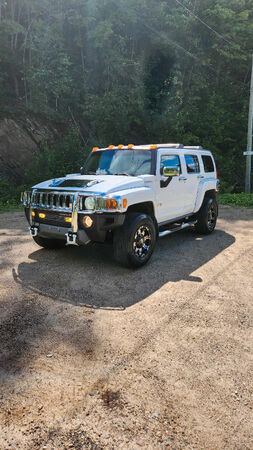 HUMMER H3