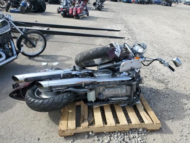 Honda VTX1300R