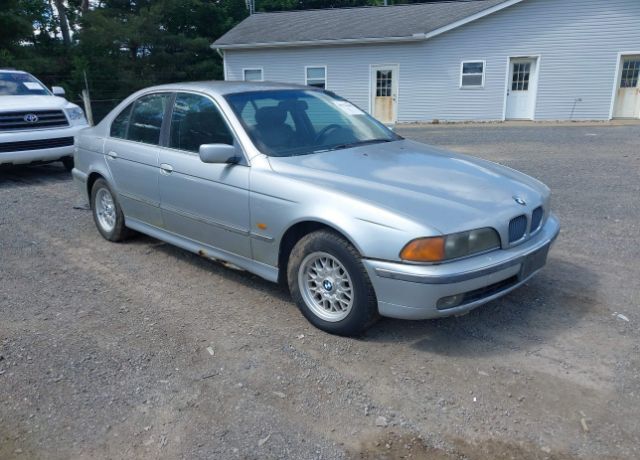 BMW 528i
