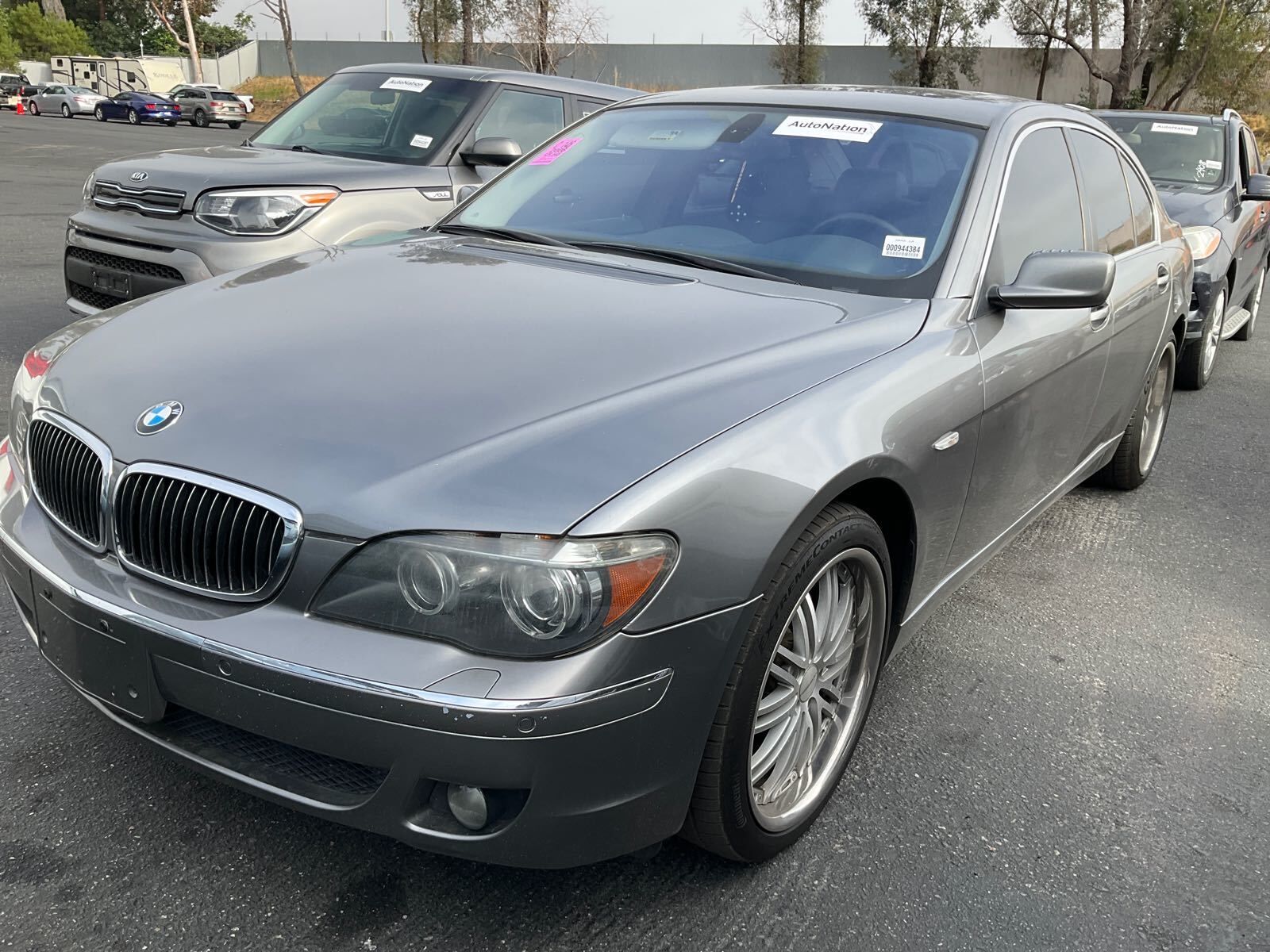 BMW 750i