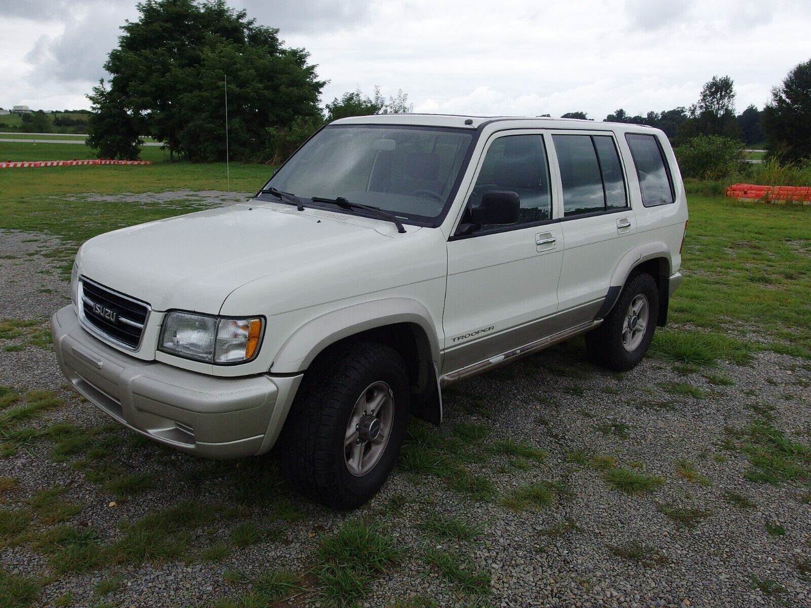 Isuzu Trooper