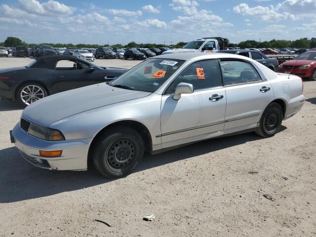 Mitsubishi Diamante