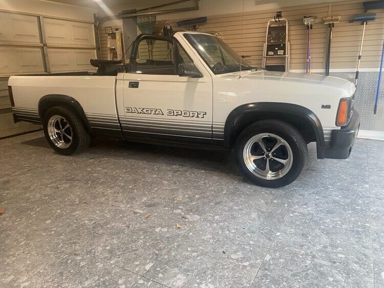 DODGE