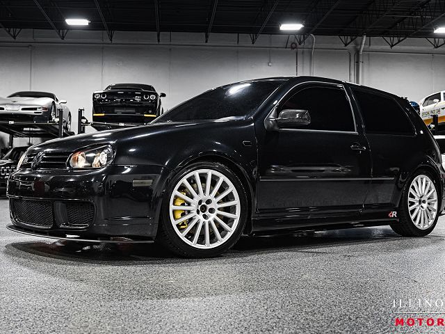 Volkswagen R32
