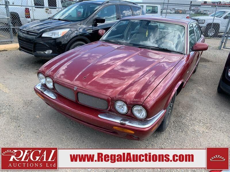 Jaguar XJR