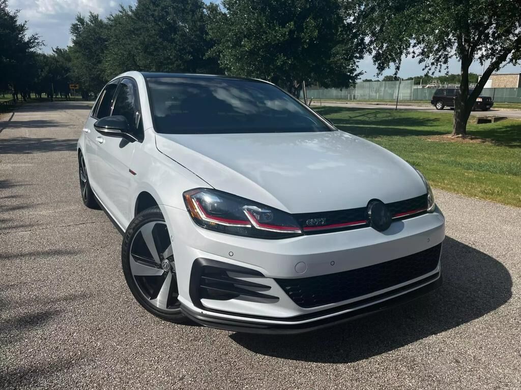 2018 VOLKSWAGEN Golf GTI