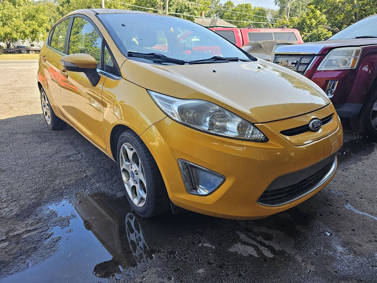 2011 FORD Fiesta