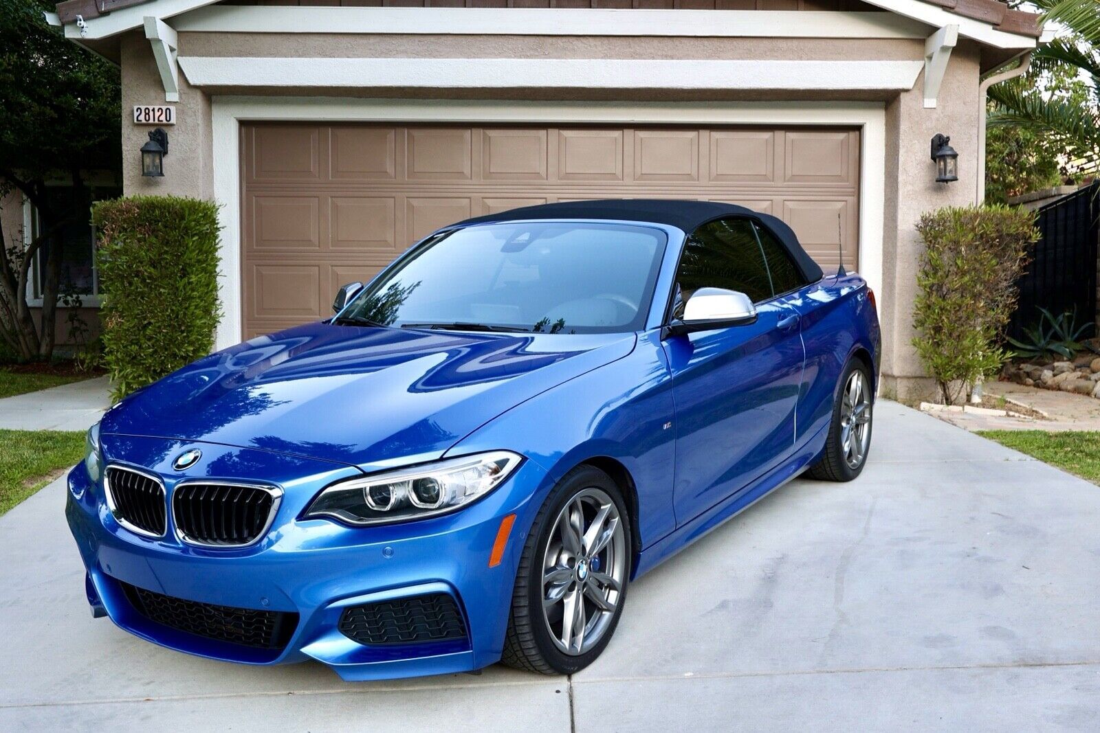BMW M240i