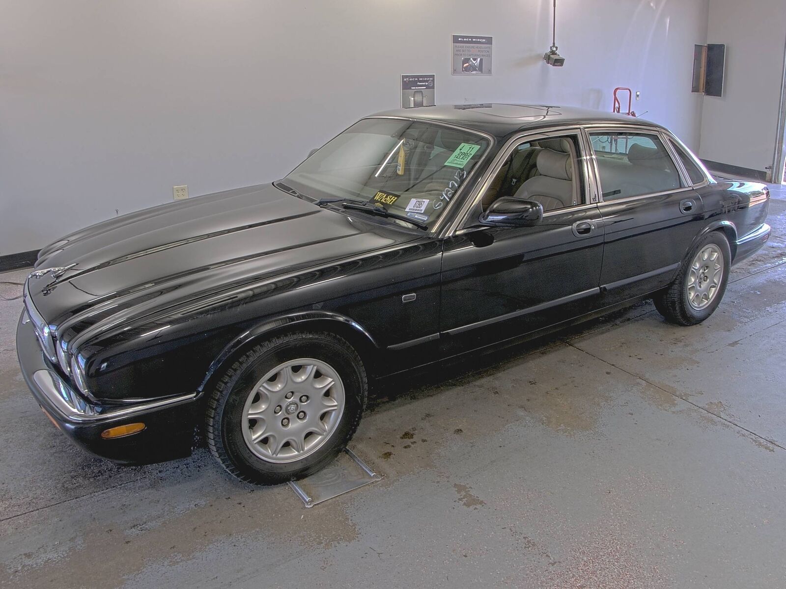 Jaguar XJ8
