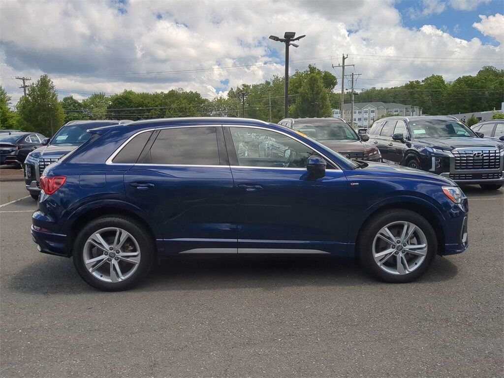 2021 Audi Q3