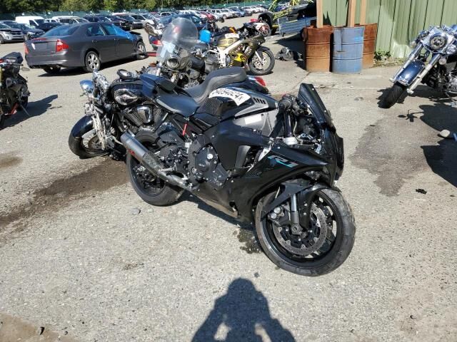 YAMAHA