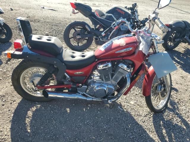 Suzuki VS800