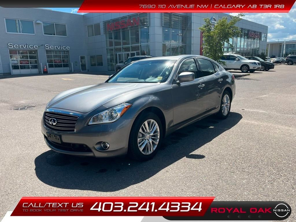 Infiniti Q70