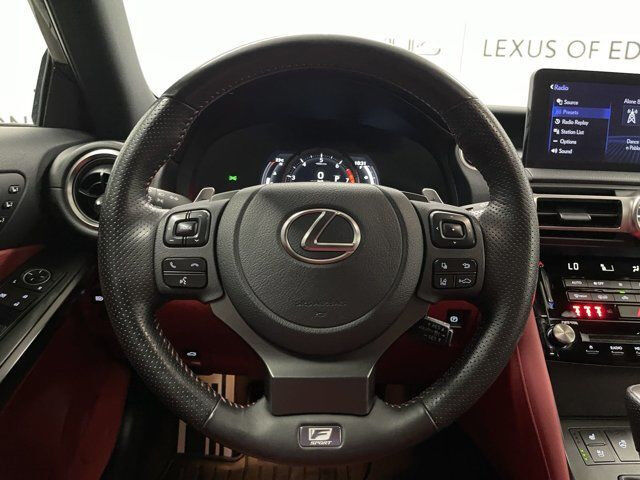 2021 Lexus IS