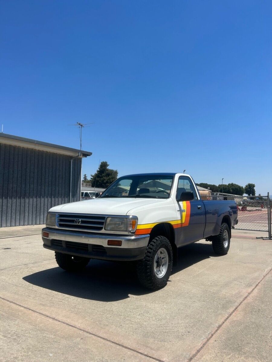 Toyota T100