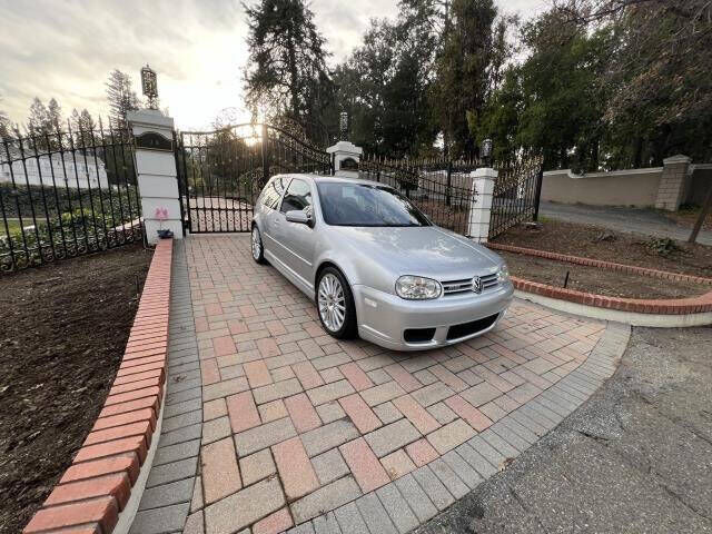 Volkswagen R32