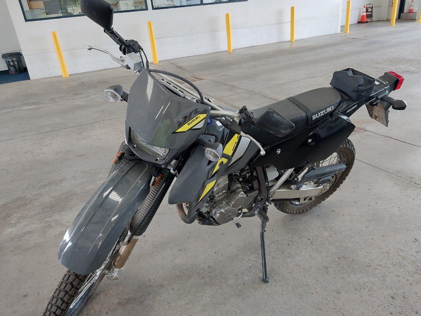 SUZUKI