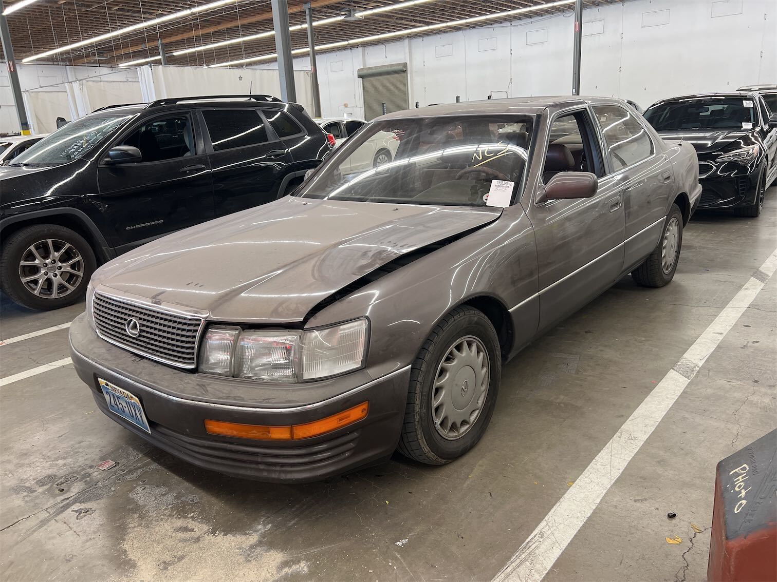 Lexus LS